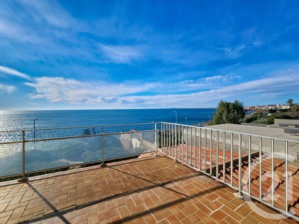 Appartement F3 à vendre  3 pièces - 140 m 2   SETE  - 34
