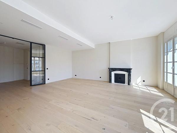 Appartement F3 à vendre  3 pièces - 140 m 2   SETE  - 34