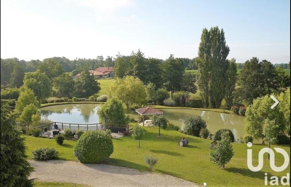 Maison 14 pièces de 360 m² à Saint-Gein (40190)