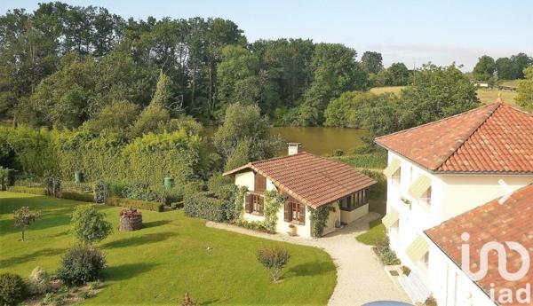 Maison 14 pièces de 360 m² à Saint-Gein (40190)