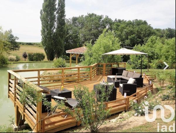 Maison 14 pièces de 360 m² à Saint-Gein (40190)