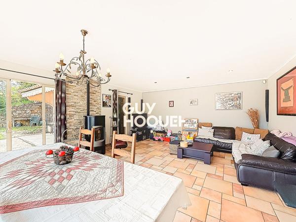 Belle maison familiale à vendre au Tignet - 4 chambres, piscine et grand terrain