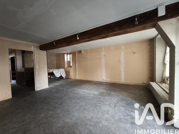 Maison à vendre 9 pièces 219 m² Saint-Maurice-la-Souterraine