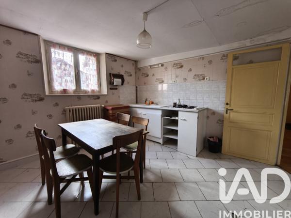 Maison à vendre 9 pièces 219 m² Saint-Maurice-la-Souterraine