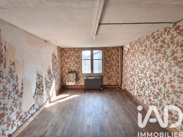 Maison à vendre 9 pièces 219 m² Saint-Maurice-la-Souterraine