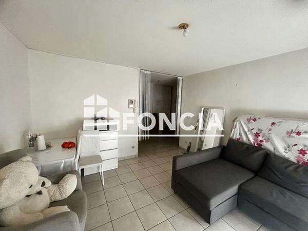 À vendre Studio 27.77 m² - Lyon 69008