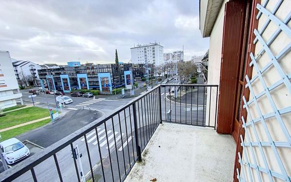 Appartement à vendre    3 pièces • 75,19 m2 Joué-lès-Tours