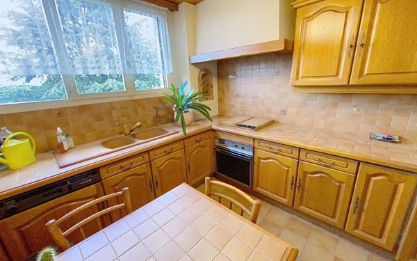 Appartement à vendre    3 pièces • 75,19 m2 Joué-lès-Tours