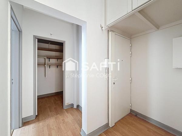 TRÈS LUMINEUX - CALME - PROFESSIONS LIBÉRALES OK