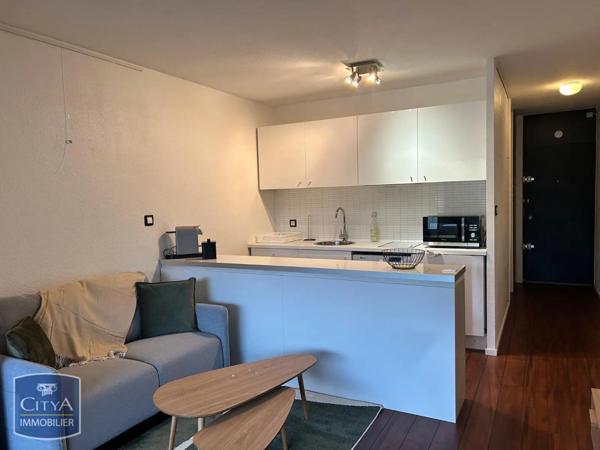 Appartement à louer 1 pièce 32.04m²