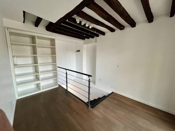Bureau 53 m² – Vieux Saint-Maur