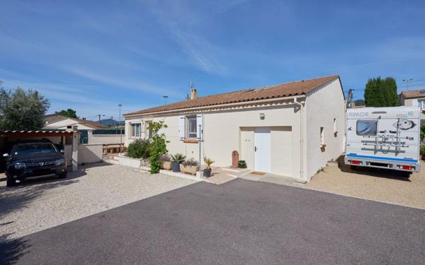 Maison à vendre    4 pièces • 114 m2 Villeneuve