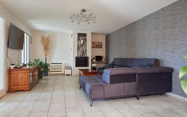 Maison à vendre    4 pièces • 114 m2 Villeneuve
