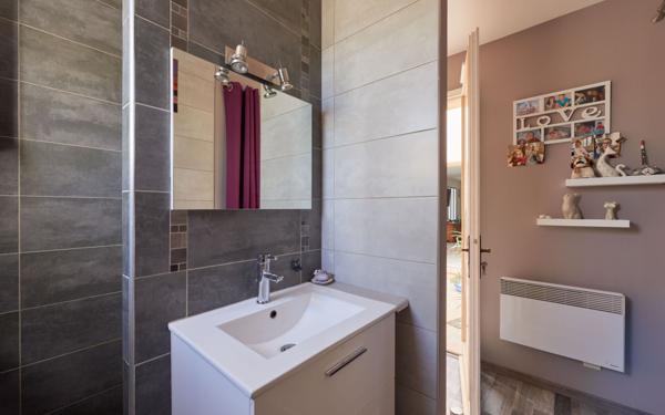 Maison à vendre    4 pièces • 114 m2 Villeneuve