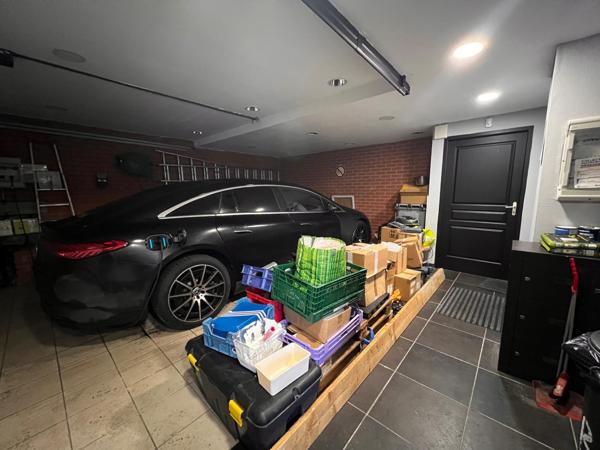 Maison Mixte à Roubaix - Opportunité Investissement - zone Franche