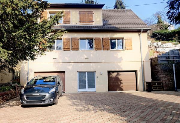Grande maison T5 avec bel espace jardin en terrasses avec vue 272 000 € H.A.I.*