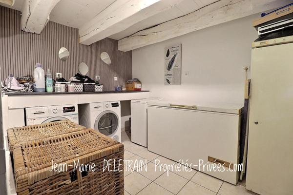 Périgourdine de 258 m² + dépendances 100 m² - Gare TER, commerces 5 min, Bordeaux 1h
