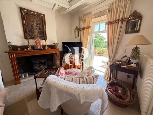 Castelnau-Montratier (46170) Résidence de prestige au cœur d'un village bastide