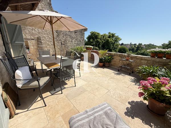 Castelnau-Montratier (46170) Résidence de prestige au cœur d'un village bastide