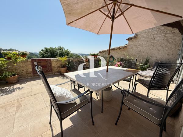 Castelnau-Montratier (46170) Résidence de prestige au cœur d'un village bastide