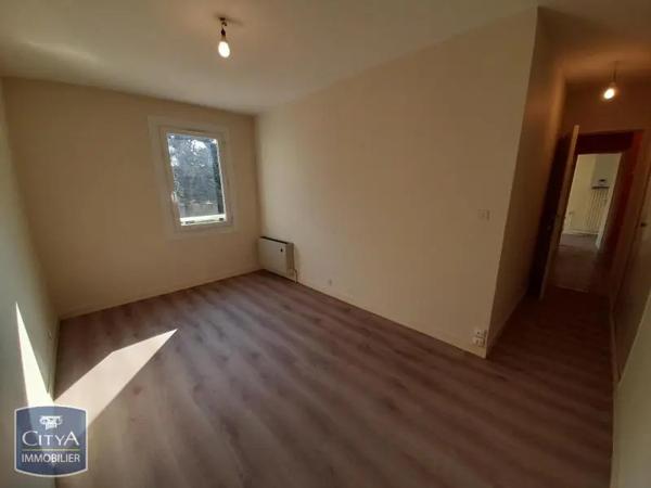 Appartement à louer 2 pièces 30.36m² Le Mans (72000)