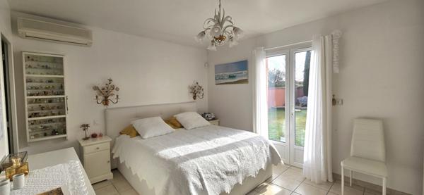 L'Isle-sur-la-Sorgue (84800) VILLA TYPE 6 AVEC PISCINE, 170m2 - TERRAIN 815m2