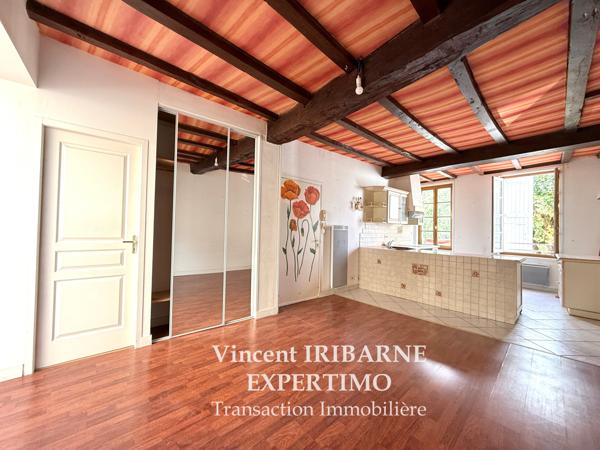 Saintes (17100) Appartement en Duplex, 3 Chambres.