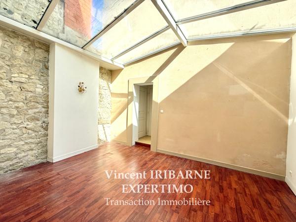 Saintes (17100) Appartement en Duplex, 3 Chambres.