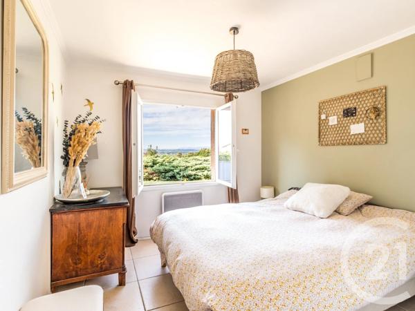 Maison à vendre  6 pièces - 124,74 m 2   TREVOUX  - 01
