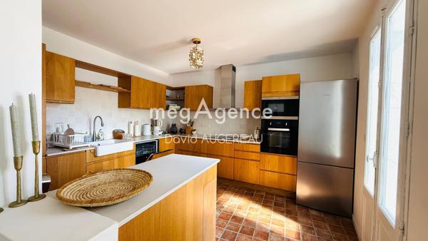 Maison à L' ILE-D'YEU, 85350 - 6 pièces 124m²