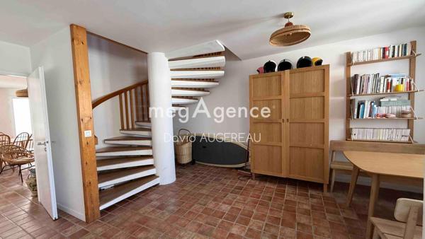 Maison à L' ILE-D'YEU, 85350 - 6 pièces 124m²