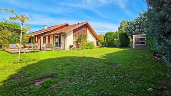 Charmante maison au calme avec terrain, bien placé !