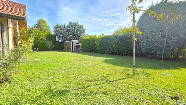 Charmante maison au calme avec terrain, bien placé !