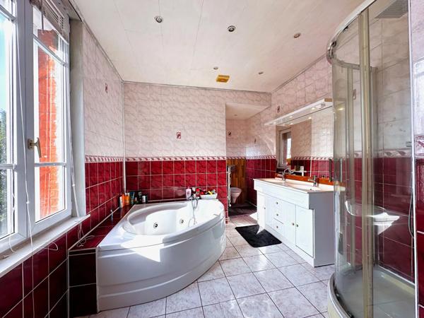 Maison à vendre 7 pièces 144m² Le Cateau-Cambrésis (59360)