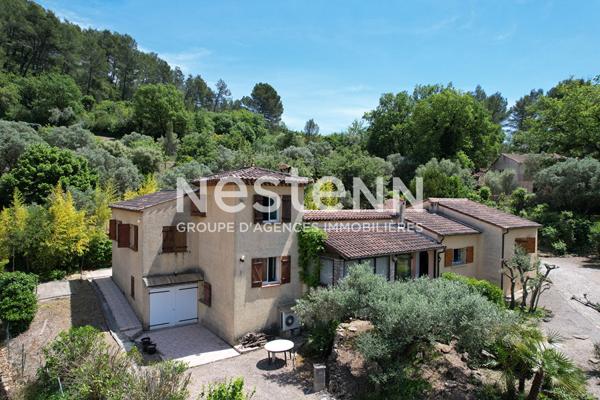 À VENDRE Maison Le Luc 5 pièces 140 m² , Terrain arboré 4 674 m² , Piscine ,Dépendances , À pied du centre-ville