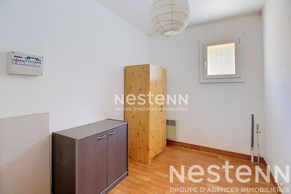 À VENDRE Maison Le Luc 5 pièces 140 m² , Terrain arboré 4 674 m² , Piscine ,Dépendances , À pied du centre-ville