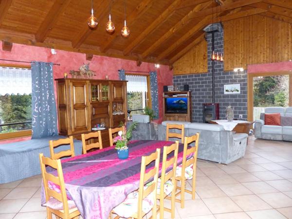 Maison Fay Sur Lignon 7 pièce(s) 199 m2