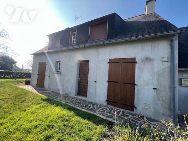 Une maison d'habitation à Ploneour Lanvern