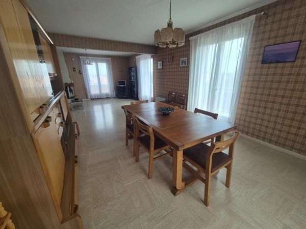 Maison 7 pièce(s) 4 chambre(s) 190 m²