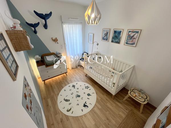 Appartement 4 pièce(s) 2 chambre(s) 93 m²