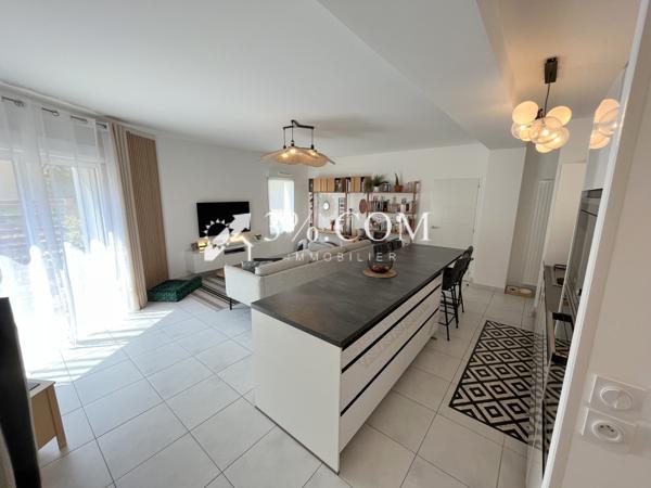 Appartement 4 pièce(s) 2 chambre(s) 93 m²