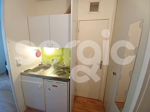 Location 1 Pieces 15 59000 Lille 07 0110 01 0096