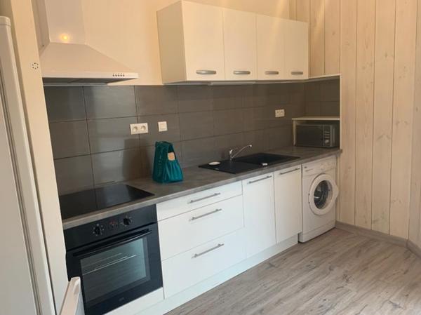 Maison à louer 800 € CC Dax 3 p 57 m² DPE E