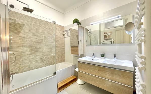 Appartement à vendre    5 pièces • 129,15 m2 Nice