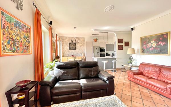 Appartement à vendre    5 pièces • 129,15 m2 Nice