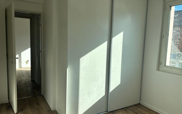 Maison à louer    4 pièces •  Pomarez