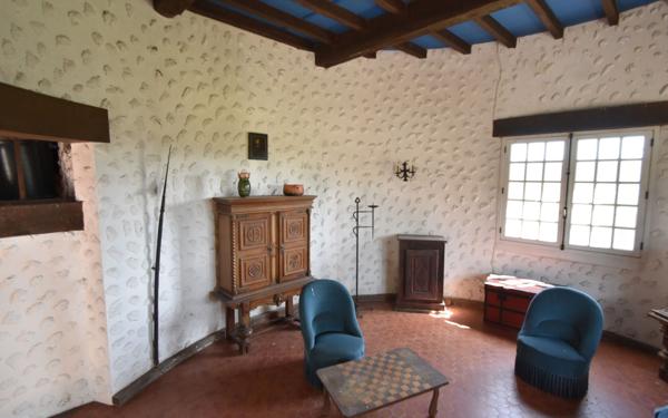 Maison à vendre    4 pièces •  Arboucave