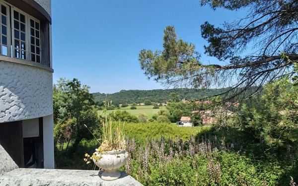 Maison à vendre    4 pièces •  Arboucave