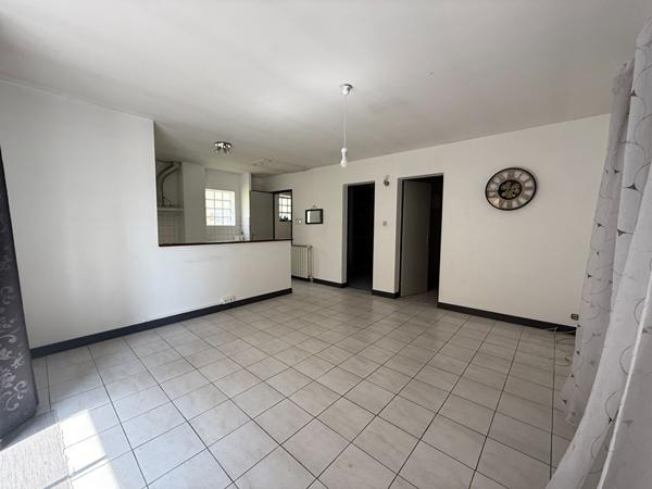 Maison en pierre 2 chambres à vendre