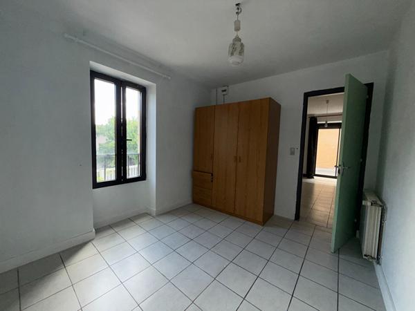 Maison en pierre 2 chambres à vendre